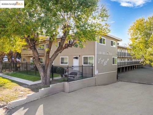 3126 Lone Tree Way, Antioch, CA, 94509-4945 | Card Image