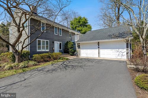 16 Sturges Way, Princeton, NJ, 08540 | Card Image