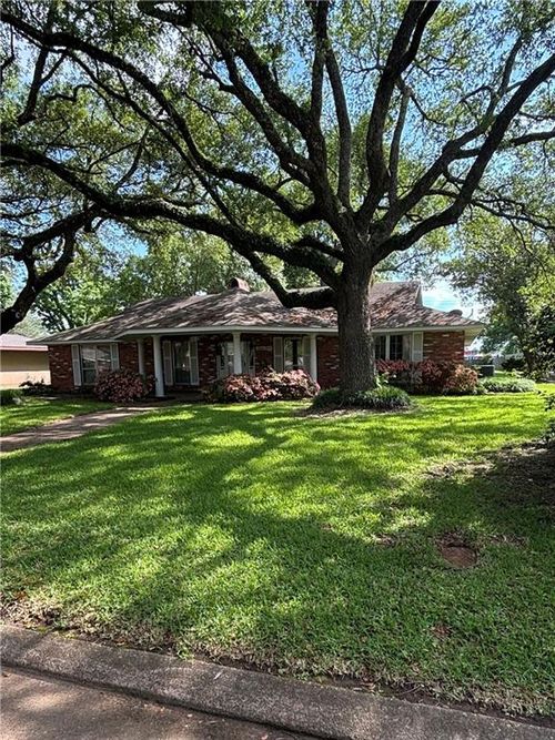 1612 Fulton Dr, Alexandria, LA, 71301-4013 | Card Image