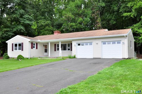 84 Holcomb St, East Granby, CT, 06026-9531 | Card Image