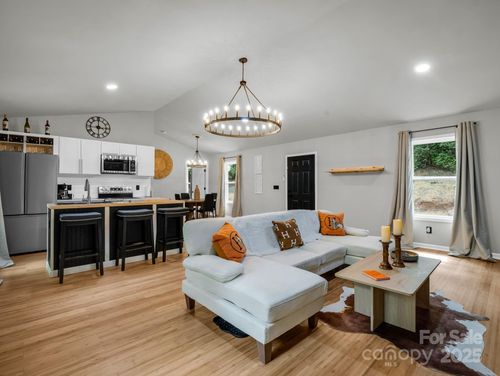 257 Roadrunner Cir, Lake Lure, NC, 28746 | Card Image