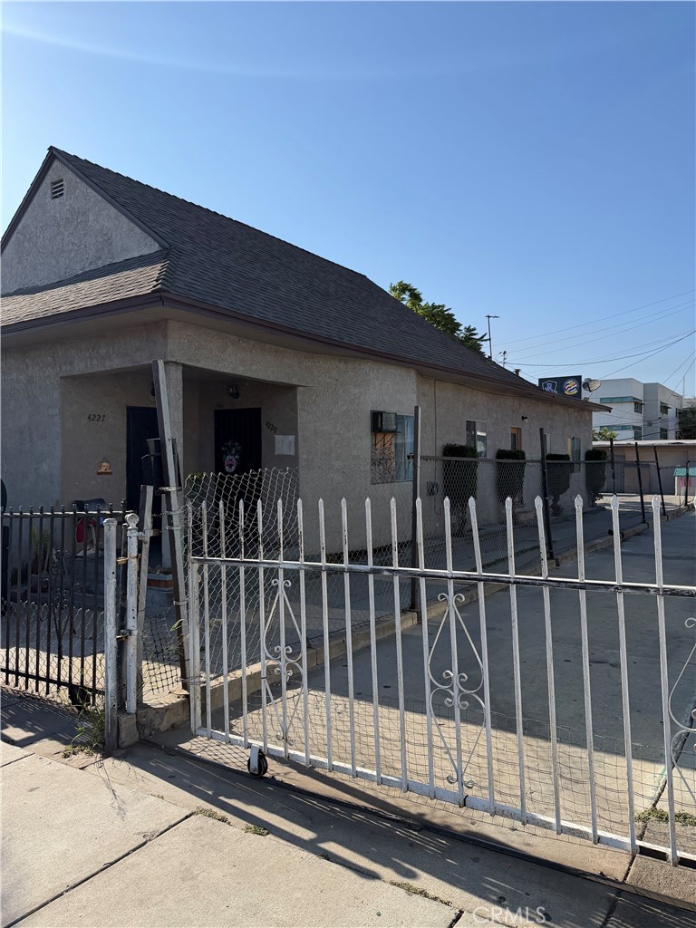 Residential in Los Angeles 4