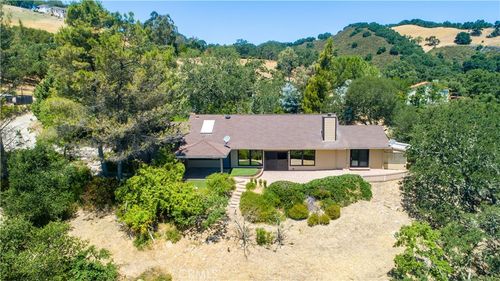 14220 El Monte Rd, Atascadero, CA, 93422-1109 | Card Image