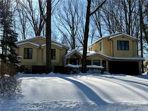 466 True Hickory Dr, Greece, NY, 14615-1322 | Card Image