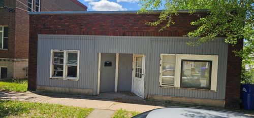 213 Bates Ave, Saint Paul, MN, 55106-5501 | Card Image