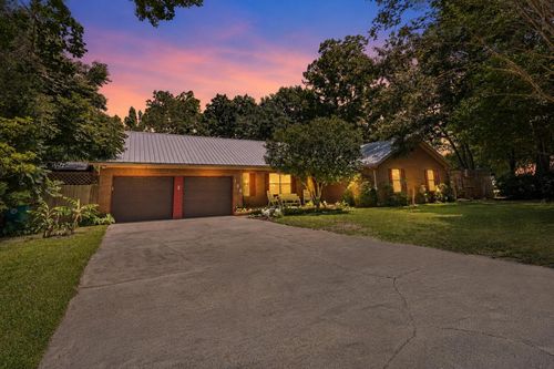 128 Twin Oak Dr, Crestview, FL, 32536-9383 | Card Image