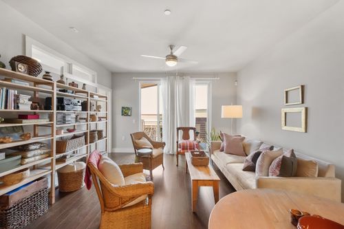 unit-731-2801 Dulce Ln, Austin, TX, 78704-4467 | Card Image