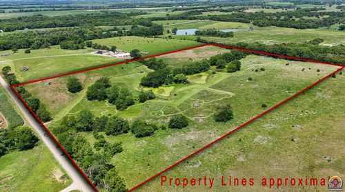 17846 270th Rd, Whiting, KS, 66552-9534 | Card Image