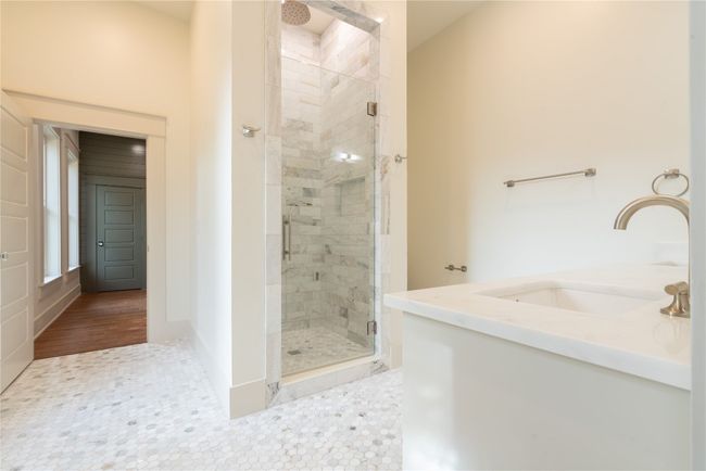 1605 S Main St, House other with 3 bedrooms, 4 bathrooms and 5 parking in Georgetown TX | Image 15