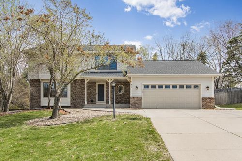 412 High Point Curv S, Maplewood, MN, 55119-6753 | Card Image
