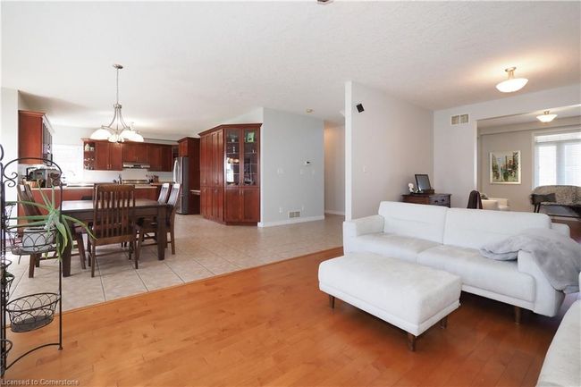 15 Treeview Dr, House other with 6 bedrooms, 4 bathrooms and 4 parking in Saint Jacobs ON | Image 10