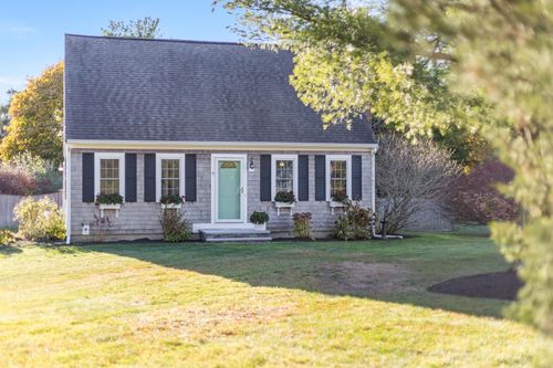 23 Kimberly Way, Cotuit, MA, 02635 | Card Image