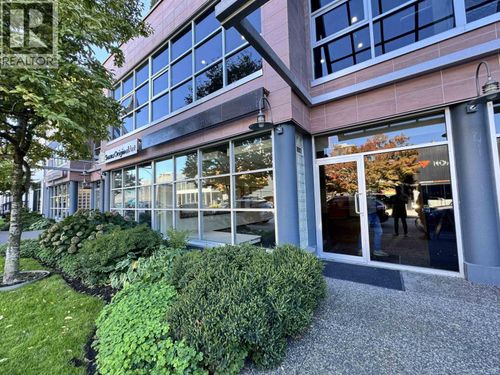 1738 W 2nd Ave, Vancouver, BC, V6J1H6 | Card Image
