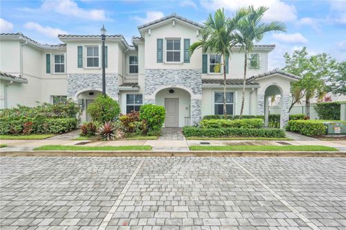 2747 Se 15th St, Homestead, FL, 33035-2488 | Card Image