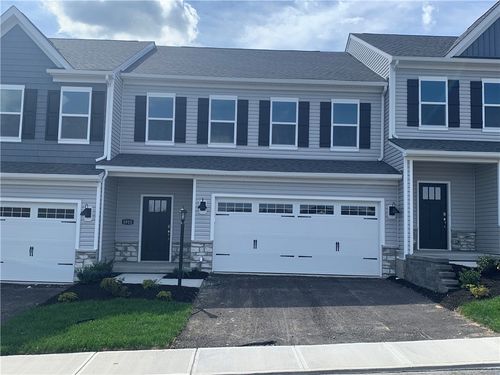 1011 Darcy Dr, Valencia, PA, 16059-3606 | Card Image