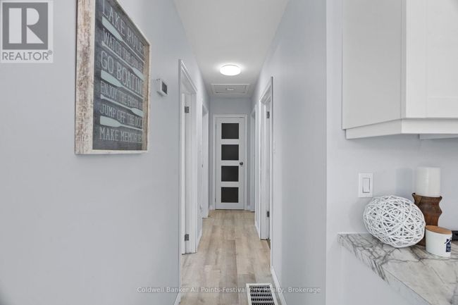 7 Andrew Cres, House other with 2 bedrooms, 1 bathrooms and 6 parking in Goderich ON | Image 16