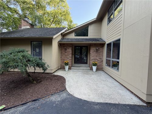 4900 Cole Rd, Murrysville, PA, 15668-9406 | Card Image