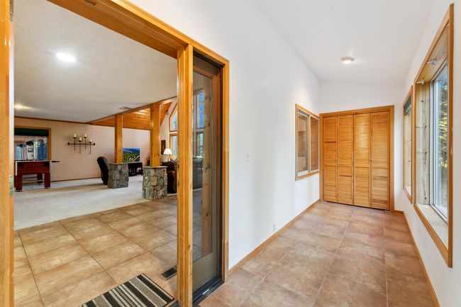 14010 Skiview Loop, House other with 3 bedrooms, 2 bathrooms and null parking in Truckee CA | Image 11