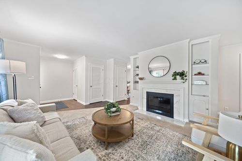 a1-1631 Roxbury Rd, Columbus, OH, 43212-2732 | Card Image