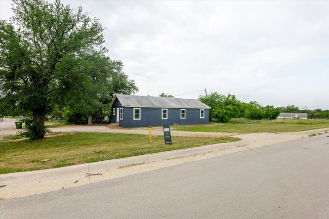 1202 Sw 11 Th Ave, House other with 3 bedrooms, 2 bathrooms and null parking in Mineral Wells TX | Image 31