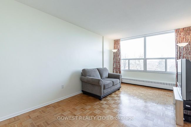 615 - 60 Pavane Linkway, Condo with 2 bedrooms, 1 bathrooms and 1 parking in North York ON | Image 12