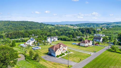 14 Burma Rd, Marlboro, NY, 12542-5802 | Card Image