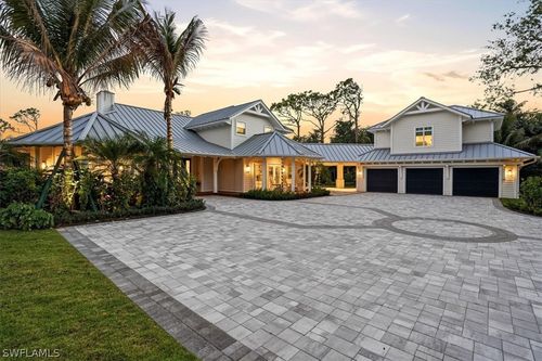 88 Eugenia Dr, NAPLES, FL, 34108-2928 | Card Image