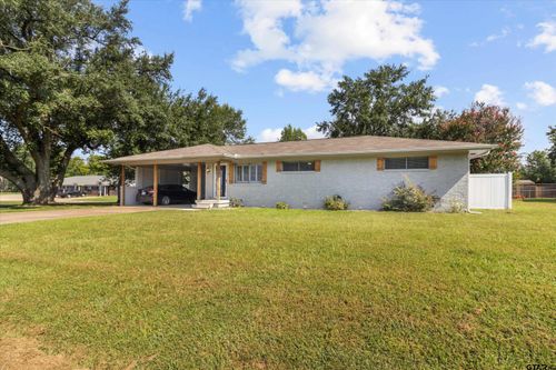 501 Linda Kay Dr, Winnsboro, TX, 75494-3423 | Card Image