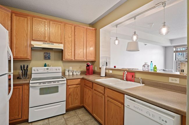 APT-304 - 560 N 2 Nd St, Condo with 2 bedrooms, 1 bathrooms and null parking in Minneapolis MN | Image 6