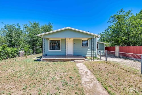 94 E 42nd St, San Angelo, TX, 76903-1650 | Card Image