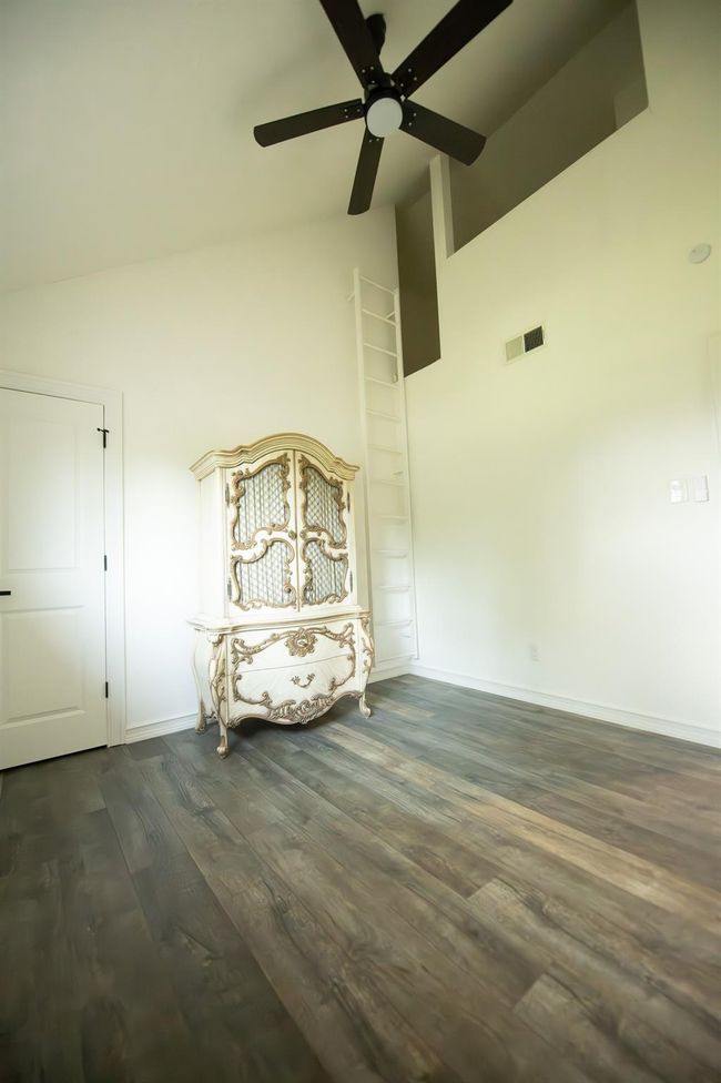 2nd bedroom | Image 38