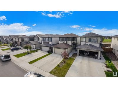 2731 Collins Cres Sw, House other with 4 bedrooms, 4 bathrooms and null parking in Edmonton AB | Image 2