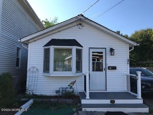 50 Shadyside Ave, Laurence Harbor, NJ, 08879-2719 | Card Image