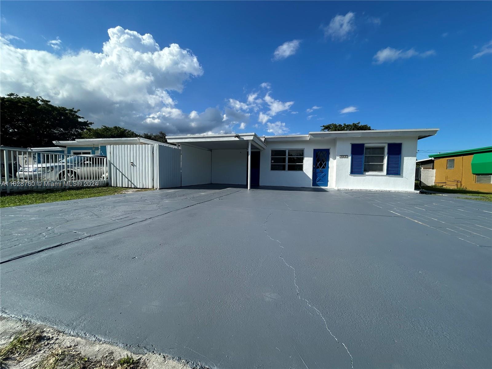 Hayes St, Hollywood, FL 33021