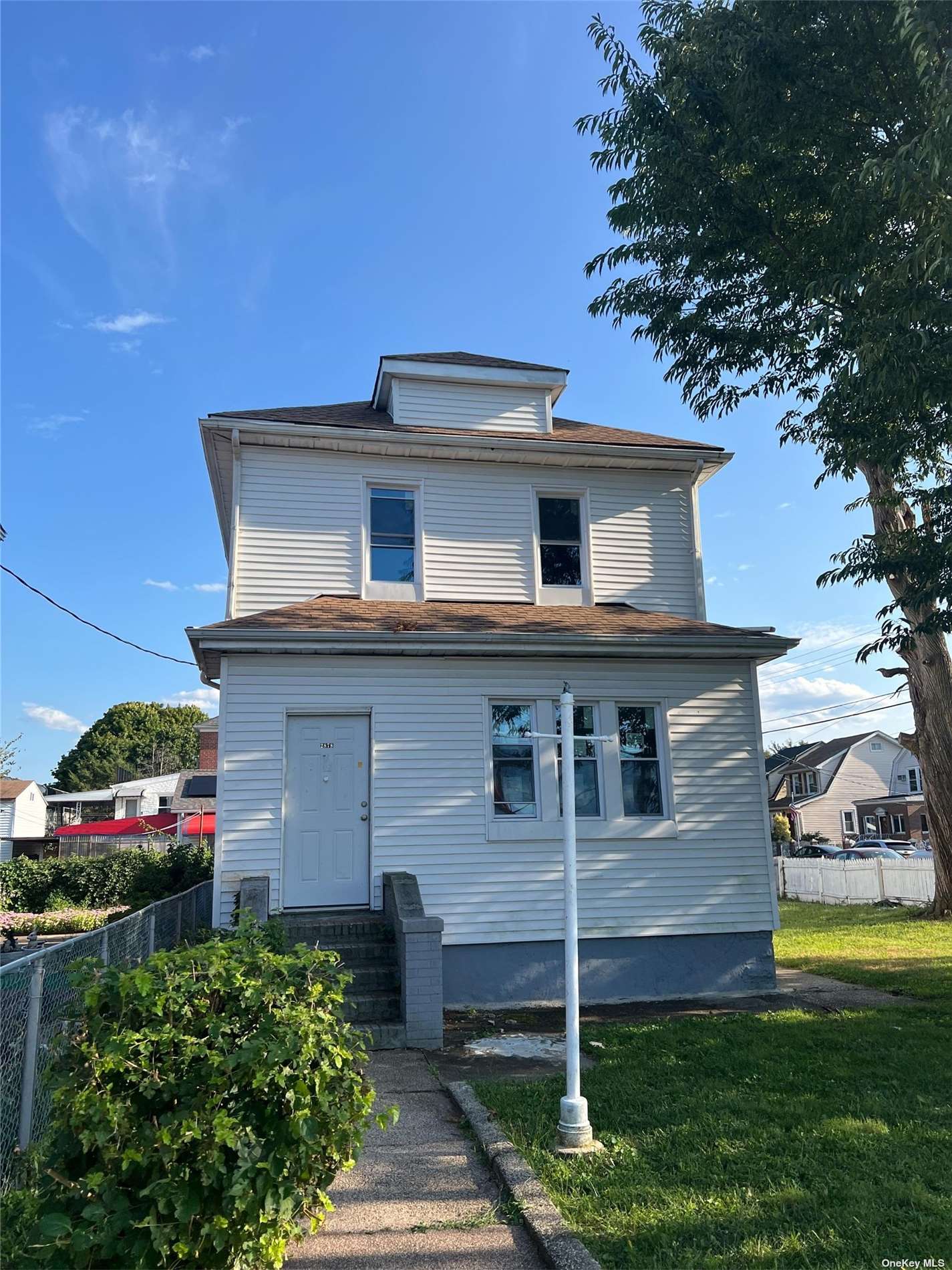 Sampson Ave, Bronx, NY 10465