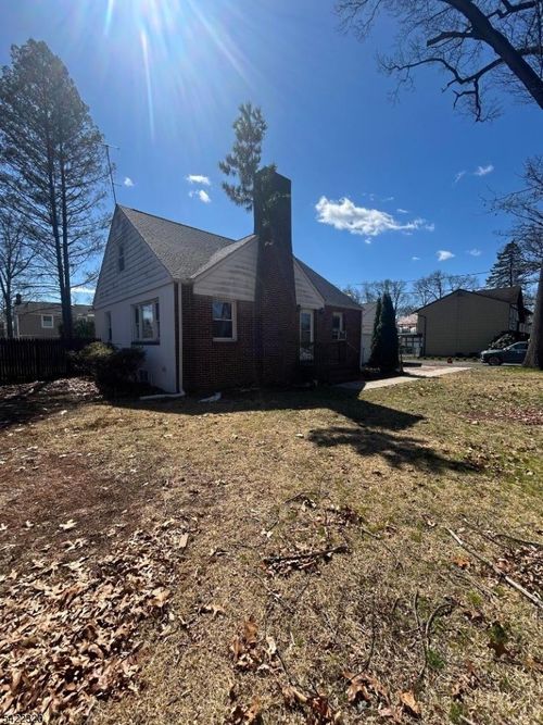 1529 W 7th St, Piscataway, NJ, 08854-1603 | Card Image