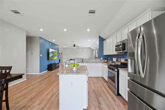5204 Rushing Brook Ln, House other with 4 bedrooms, 2 bathrooms and 2 parking in Rosenberg TX | Image 11