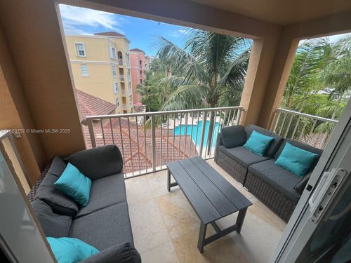 5502-19701 E Country Club Dr, Aventura, FL, 33180-4806 | Card Image