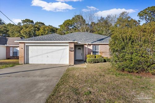 924 Emily Cir, Fort Walton Beach, FL, 32547-4200 | Card Image