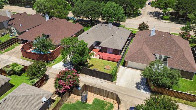 710 Cimarron Trl, House other with 3 bedrooms, 2 bathrooms and null parking in Irving TX | Image 30