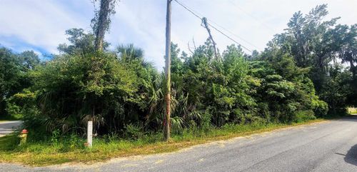 502 E Washington St, Interlachen, FL, 32148-2493 | Card Image