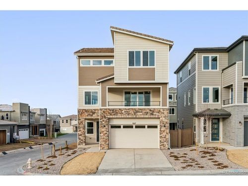 9167 Blue Needle Ln, Englewood, CO, 80112-8401 | Card Image