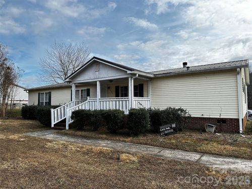 2-7447 Us 64, Morganton, NC, 28655-7686 | Card Image