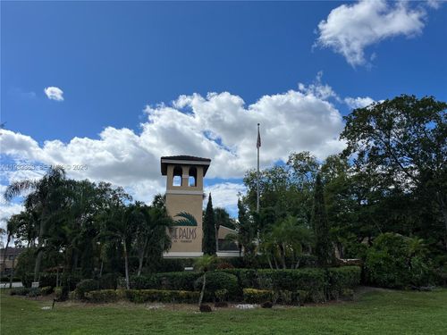 apt-201-350 Palm Cir W, Pembroke Pines, FL, 33025-1192 | Card Image