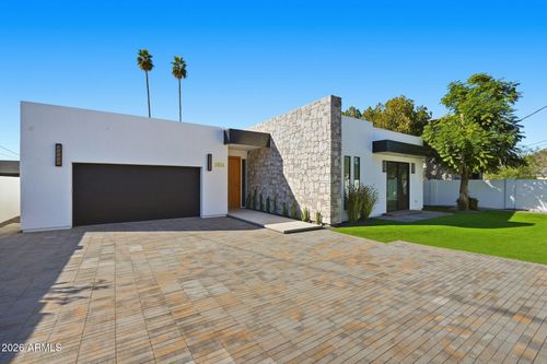 3106 N Valencia Ln, Phoenix, AZ, 85018-8119 | Card Image