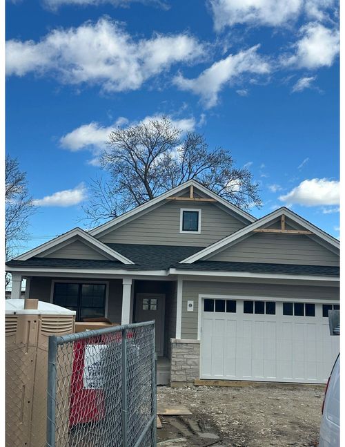 4119 N Lincoln St, Westmont, IL, 60559-1323 | Card Image