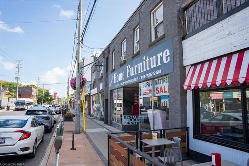 {{alt}} | Card Image