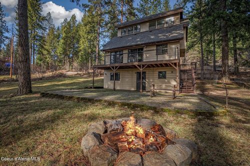 18352 S Crossbill Rd, Coeur D Alene, ID, 83814-8636 | Card Image