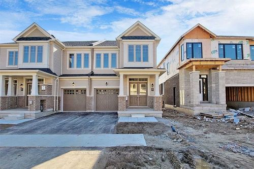 63 Valleybrook Rd, Barrie, ON, L9J0L6 | Card Image