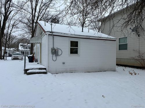 21326 Negaunee St, Southfield, MI, 48033-3532 | Card Image